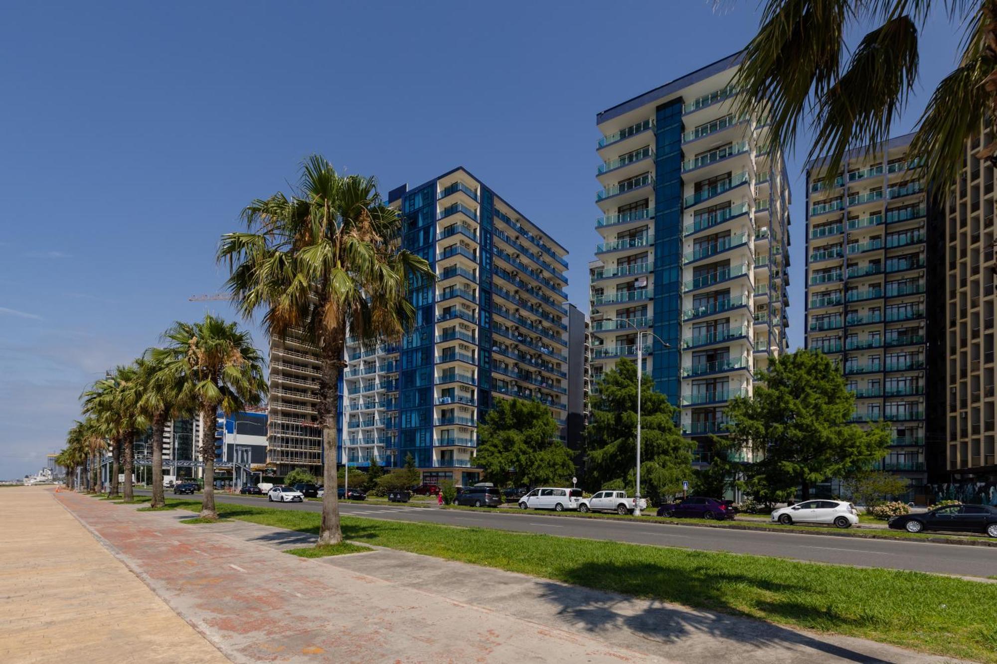 Aqua Batumi Hotel & Apartments Exterior foto